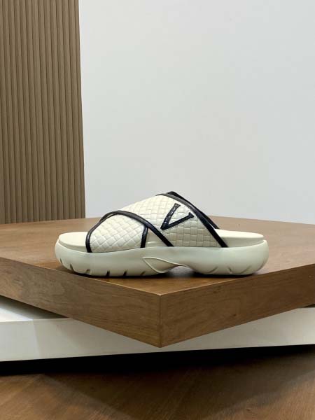 2025年4月11日入荷新品Botteg Venettaスリッパ｜メンズ革靴本革製ギフト/誕生日/TL工場