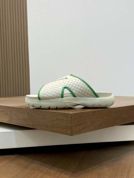 2025年4月11日入荷新品Botteg Venettaスリッパ｜メンズ革靴本革製ギフト/誕生日/TL工場