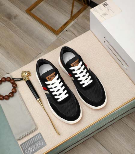 2025年4月11日入荷新品Thom Browneカジュアルシューズ/スニーカー｜メンズ革靴本革製ギフト/誕生日/TL工場