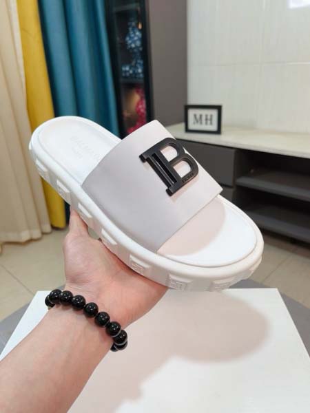 2025年4月11日入荷新品Balenciagaカジュアルシューズ/スニーカー｜メンズ革靴本革製ギフト/誕生日/TL工場