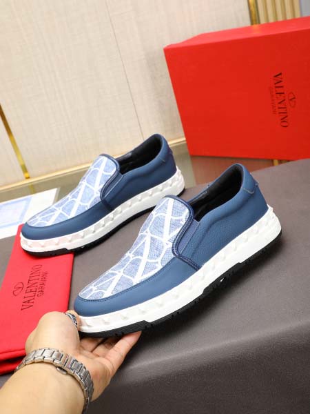 2025年4月11日入荷新品VALENTINOカジュアルシューズ/スニーカー｜メンズ革靴本革製ギフト/誕生日/TL工場