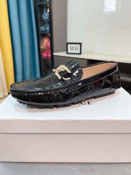 2025年4月11日入荷新品VERSACEカジュアルシューズ/スニーカー｜メンズ革靴本革製ギフト/誕生日/TL工場