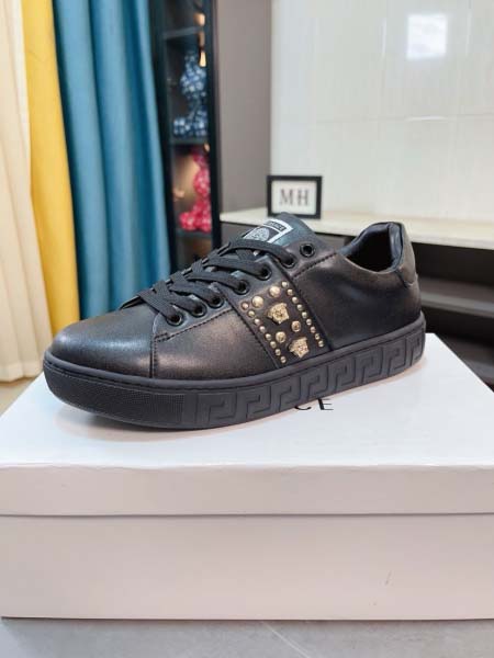 2025年4月11日入荷新品Versaceカジュアルシューズ/スニーカー｜メンズ革靴本革製ギフト/誕生日/TL工場