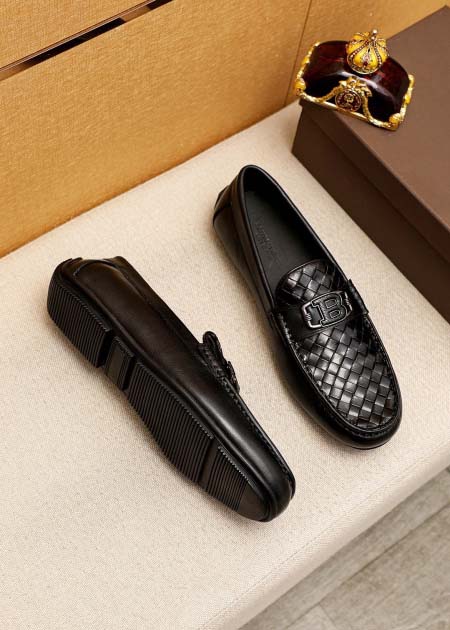 2025年4月11日入荷新品Alexander McQueenカジュアルシューズ/スニーカー｜メンズ革靴本革製ギフト/誕生日/TL工場