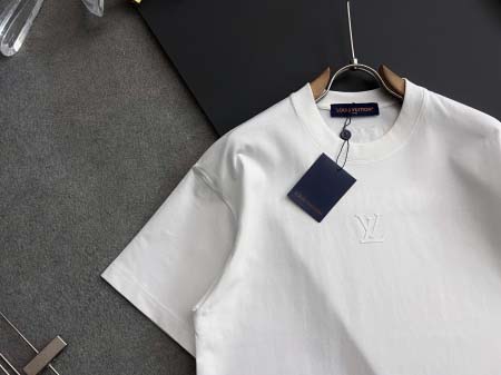 2025年4月13日入荷春夏 新作Louis Vuitton半袖 tシャツ高級なプレゼント/誕生日プレゼント/高品質/メンツ/記念品/ wenzhou工場