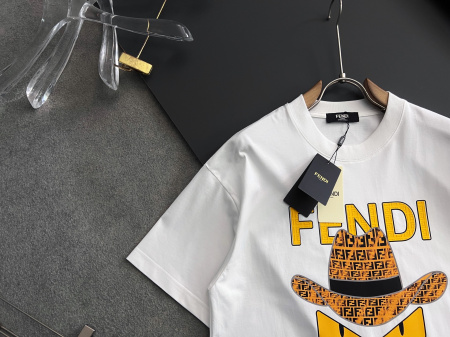 2025年4月14日入荷春夏 新作Fendi半袖 tシャツ高級なプレゼント/誕生日プレゼント/高品質/メンツ/記念品/ wenzhou工場