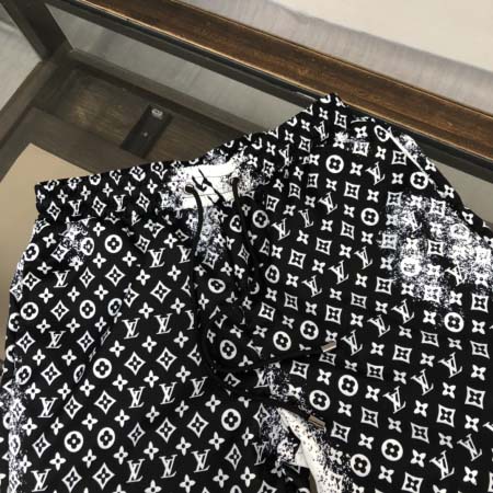2025年4月18日入荷新作Louis Vuitton半ズボン/ビーチパンツ/YI+YI工場M-3XL