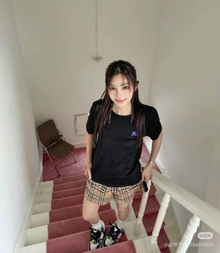 2025年4月19日入荷新作burberry半袖Tシャツ 超厳選★誕生日プレゼント/結婚祝い/内祝い/贈り物/YI+YI工場