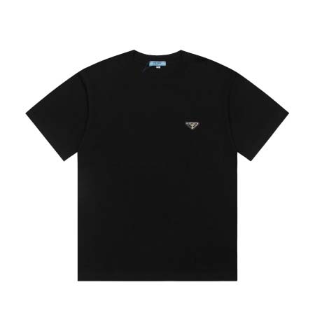 2025年4月19日入荷新作Prada半袖Tシャツ 超厳選★誕生日プレゼント/結婚祝い/内祝い/贈り物/YI+YI工場S-XXL