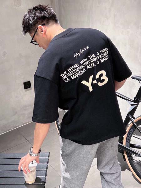 2025年4月19日入荷新作Y-3半袖Tシャツ 超厳選★誕生日プレゼント/結婚祝い/内祝い/贈り物/YI+YI工場S-XXL