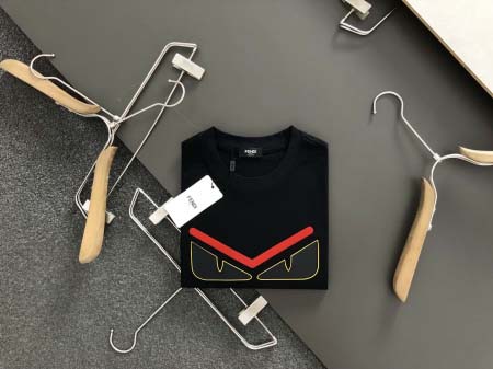 2025年4月19日入荷新作FENDI半袖Tシャツ超厳選★誕生日プレゼント/結婚祝い/内祝い/贈り物/YI+YI工場S-XXL