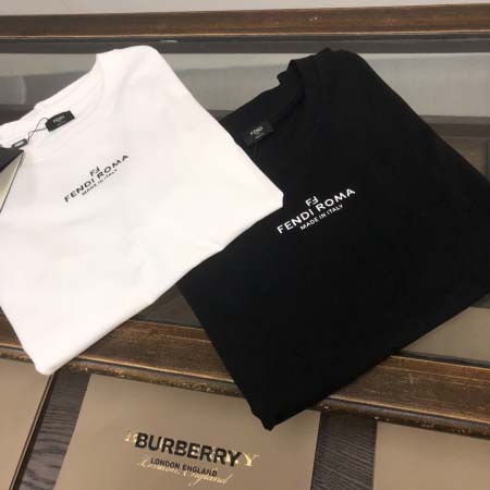2025年4月20日入荷新作Fendi半袖Tシャツ 超厳選★誕生日プレゼント/結婚祝い/内祝い/贈り物/YI+YI工場S-XL
