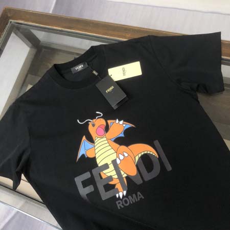 2025年4月20日入荷新作Fendi半袖Tシャツ 超厳選★誕生日プレゼント/結婚祝い/内祝い/贈り物/YI+YI工場S～XL