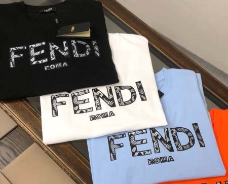 2025年4月20日入荷新作Fendi半袖Tシャツ 超厳選★誕生日プレゼント/結婚祝い/内祝い/贈り物/YI+YI工場S~XL