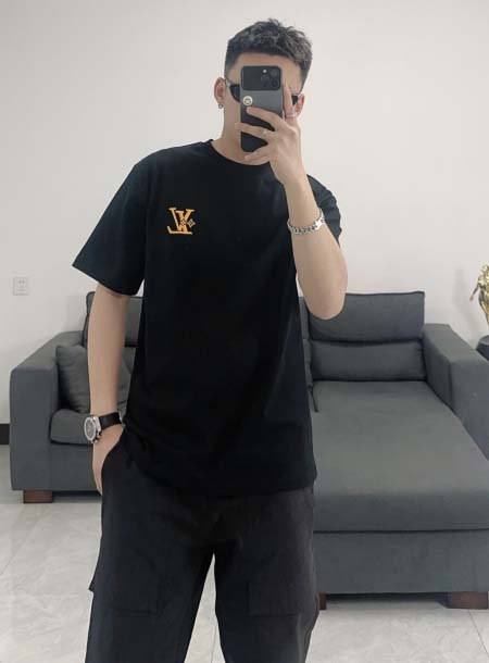 2025年4月21日入荷新作Louis Vuitton半袖 Tシャツ★誕生日プレゼント/結婚祝い/内祝い/贈り物/YI+YI工場S-XXL