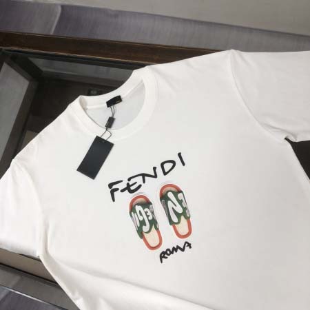 2025年4月22日入荷新作FENDI 半袖 Tシャツ★誕生日プレゼント/ファッションの流行/贈り物/YI+YI工場M-XXXL