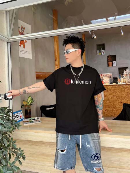 2025年4月22日入荷新作lulu 半袖 Tシャツ★誕生日プレゼント/ファッションの流行/贈り物/YI+YI工場