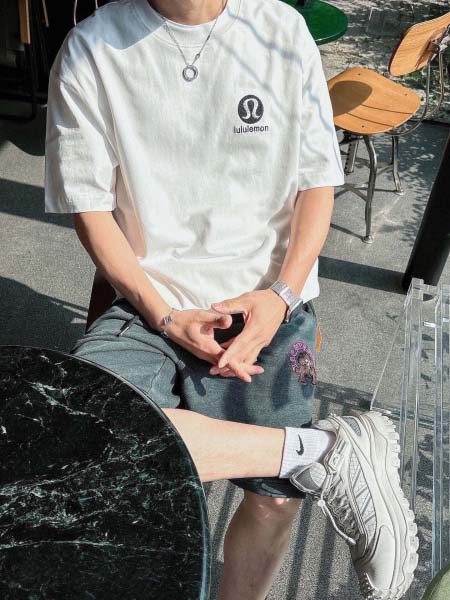 2025年4月22日入荷新作lulu 半袖 Tシャツ★誕生日プレゼント/ファッションの流行/贈り物/YI+YI工場S-XXL