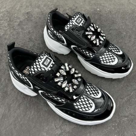 2025年4月22日入荷新品Roger ViVier女性用原版復刻 ブランド靴本革製ギフト/誕生日/CT工場35-41