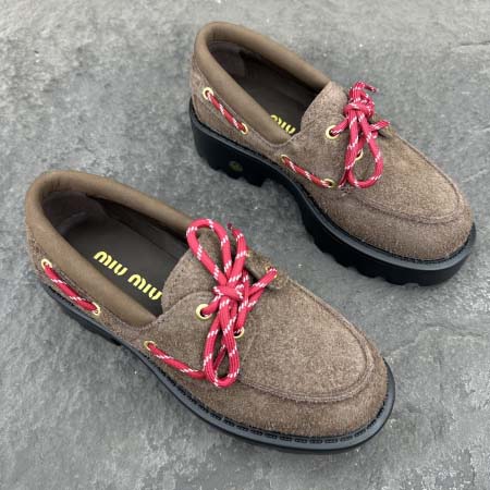 2025年4月22日入荷新品MiuMiu女性用原版復刻 ブランド靴本革製ギフト/誕生日/CT工場35-41