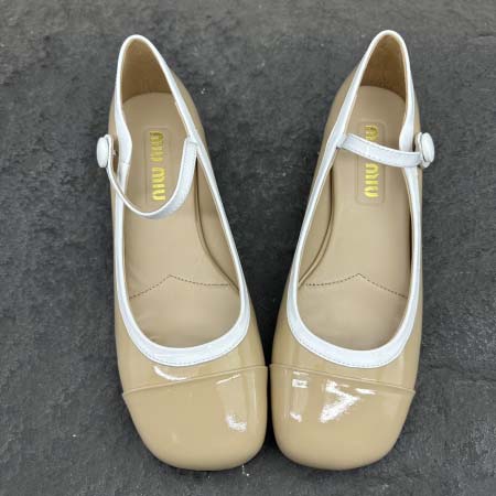 2025年4月22日入荷新品MiuMiu女性用原版復刻 ブランド靴本革製ギフト/誕生日/CT工場35-41