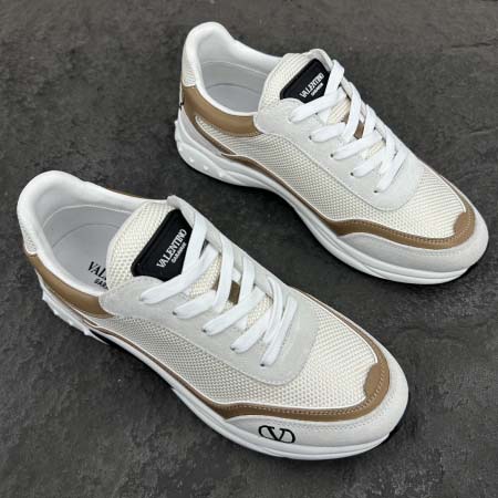 2025年4月22日入荷新品Valentino男女兼用原版復刻 ブランド靴本革製ギフト/誕生日/CT工場38-45