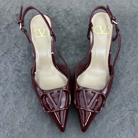 2025年4月22日入荷新品Valentino女性用原版復刻 ブランド靴本革製ギフト/誕生日/CT工場35-41