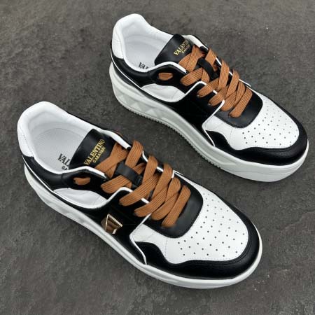 2025年4月22日入荷新品VALENTINO男女兼用原版復刻 ブランド靴本革製ギフト/誕生日/CT工場35-45