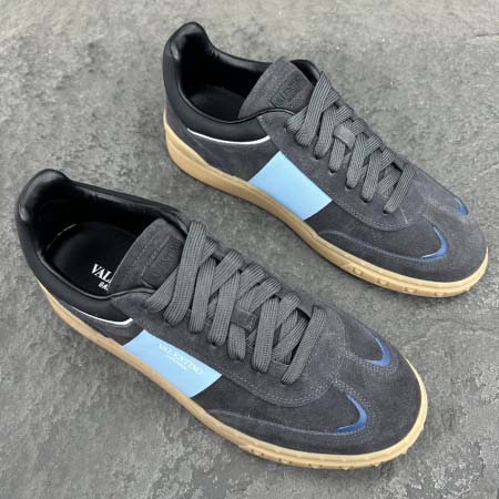 2025年4月22日入荷新品Valentino男女兼用原版復刻 ブランド靴本革製ギフト/誕生日/CT工場35-45