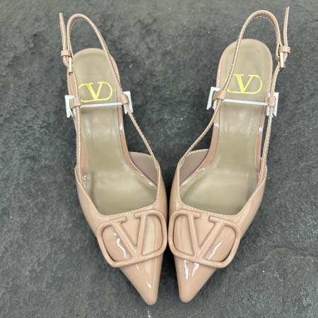 2025年4月23日入荷新品Valentino女性用原版復刻 ブランド靴本革製ギフト/誕生日/CT工場