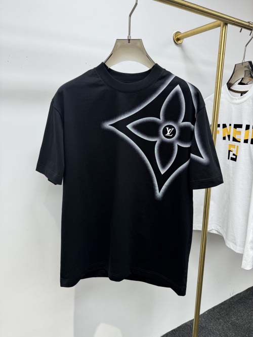 2025年4月23日入荷新作Louis Vuitton半袖Tシャツ 原版复刻高級品超厳選★入手困難/誕生日プレゼント/yinx工場