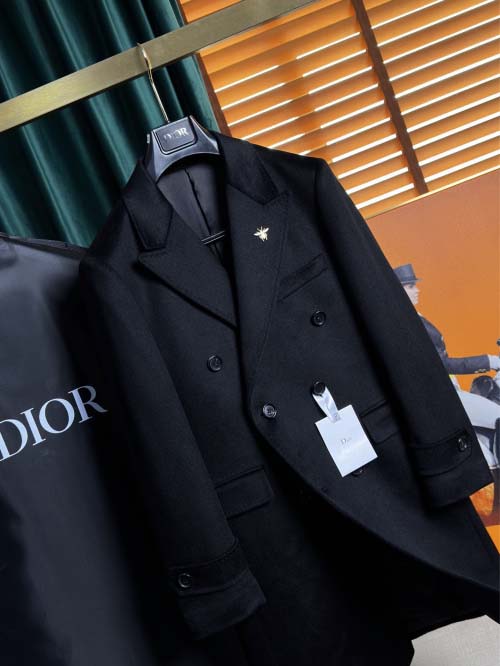 2025年4月23日入荷新作Diorウールのコート 原版复刻高級品超厳選★入手困難/誕生日プレゼント/yinx工場