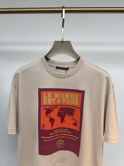 2025年4月23日入荷新作Louis Vuitton半袖Tシャツ 原版复刻高級品超厳選★入手困難/誕生日プレゼント/yinx工場