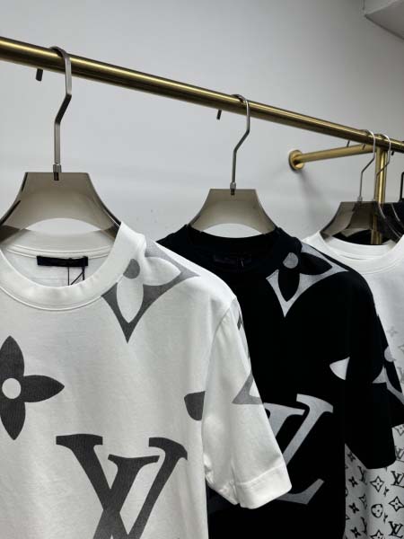 2025年4月24日入荷新作Louis Vuitton半袖Tシャツ 原版复刻高級品香港の会社超厳選★入手困難/誕生日プレゼント/yinx工場S-XXL