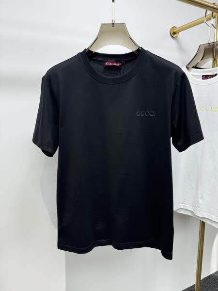 2025年4月24日入荷新作GUCCI半袖Tシャツ 原版复刻高級品香港の会社超厳選★入手困難/誕生日プレゼント/yinx工場M-XXXL