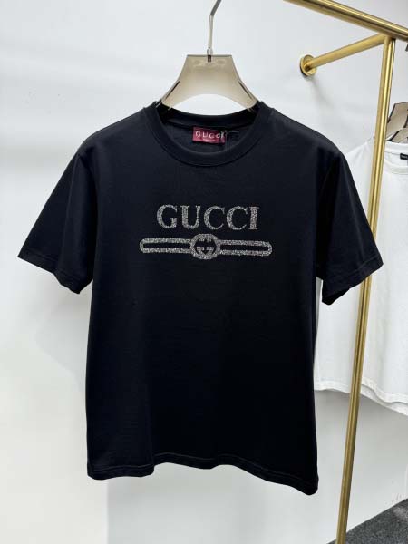 2025年4月24日入荷新作GUCCI半袖Tシャツ 原版复刻高級品香港の会社超厳選★入手困難/誕生日プレゼント/yinx工場M-XXXL