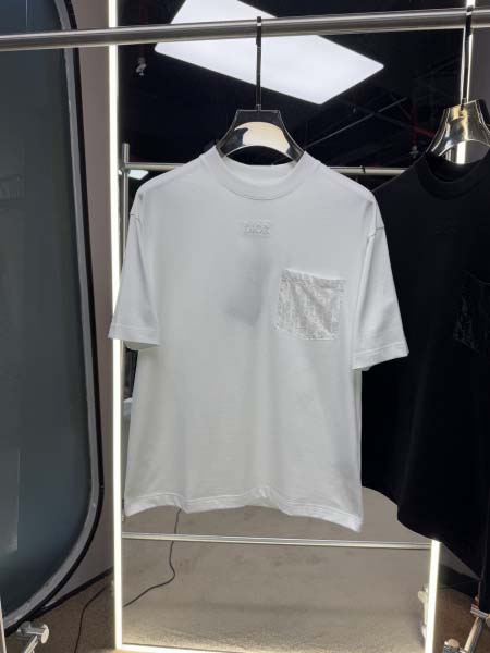 2025年4月24日入荷新作DIOR半袖Tシャツ 原版复刻高級品香港の会社超厳選★入手困難/誕生日プレゼント/yinx工場M-XXXL