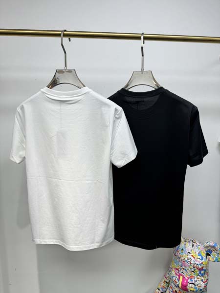 2025年4月25日入荷新作DIOR半袖Tシャツ 原版复刻高級品香港の会社超厳選★入手困難/誕生日プレゼント/yinx工場