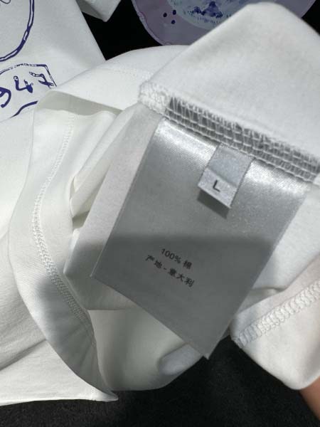 2025年4月25日入荷新作DIOR半袖Tシャツ 原版复刻高級品香港の会社超厳選★入手困難/誕生日プレゼント/yinx工場