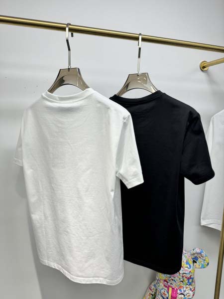 2025年4月25日入荷新作GUCCI半袖Tシャツ 原版复刻高級品香港の会社超厳選★入手困難/誕生日プレゼント/yinx工場