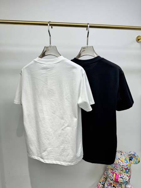 2025年4月25日入荷新作MONCLER半袖Tシャツ 原版复刻高級品香港の会社超厳選★入手困難/誕生日プレゼント/yinx工場