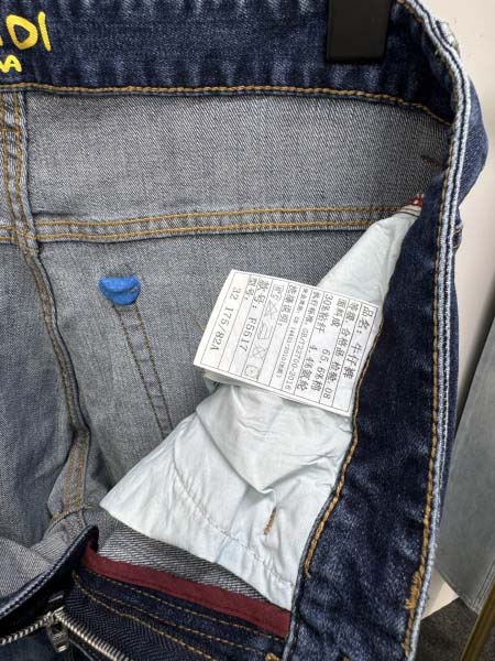 2025年4月26日入荷新作FENDIジーパン 原版复刻高級品香港の会社超厳選★入手困難/誕生日プレゼント/yinx工場