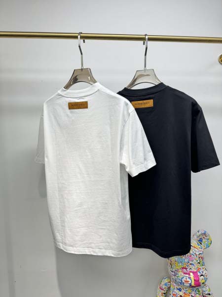 2025年4月26日入荷新作Louis Vuitton半袖Tシャツ 原版复刻高級品香港の会社超厳選★入手困難/誕生日プレゼント/yinx工場