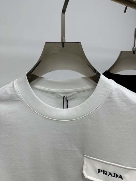 2025年4月26日入荷新作PRADA半袖Tシャツ 原版复刻高級品香港の会社超厳選★入手困難/誕生日プレゼント/yinx工場