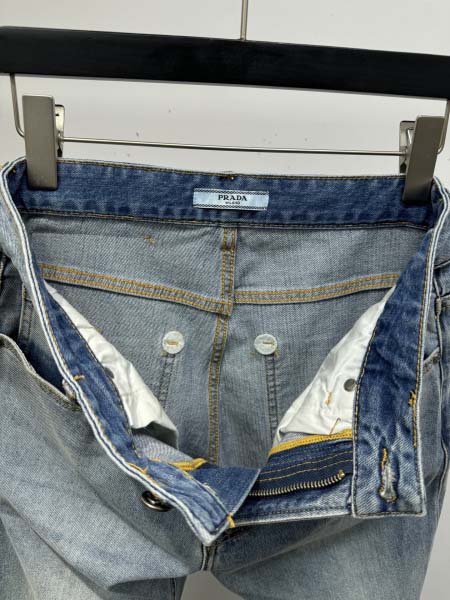2025年4月26日入荷新作PRADAジーパン 原版复刻高級品香港の会社超厳選★入手困難/誕生日プレゼント/yinx工場