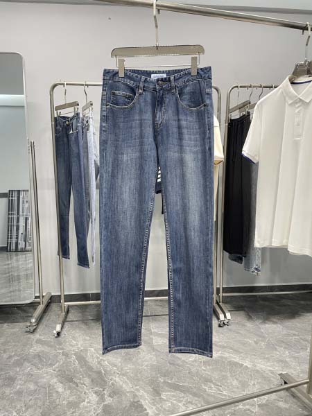 2025年4月26日入荷新作Burberryジーパン 原版复刻高級品香港の会社超厳選★入手困難/誕生日プレゼント/yinx工場