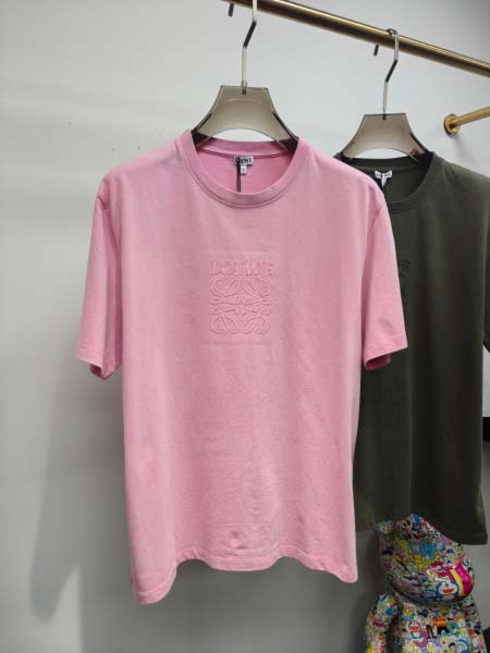 2025年4月26日入荷新作LOEWE半袖Tシャツ 原版复刻高級品香港の会社超厳選★入手困難/誕生日プレゼント/yinx工場