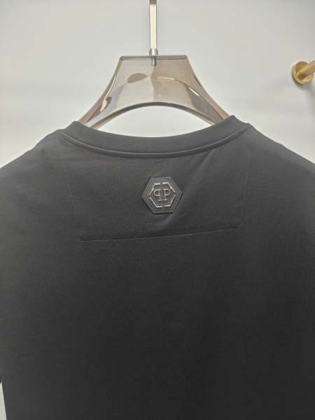 2025年4月26日入荷新作PHILIPP PLEIN半袖Tシャツ 原版复刻高級品香港の会社超厳選★入手困難/誕生日プレゼント/yinx工場