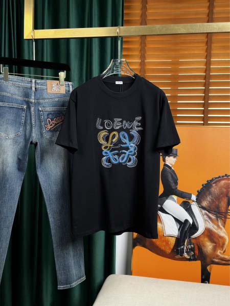 2025年4月26日入荷新作LOEWE半袖Tシャツ 原版复刻高級品香港の会社超厳選★入手困難/誕生日プレゼント/yinx工場