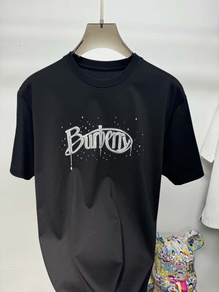 2025年4月26日入荷新作Burberry半袖Tシャツ 原版复刻高級品香港の会社超厳選★入手困難/誕生日プレゼント/yinx工場